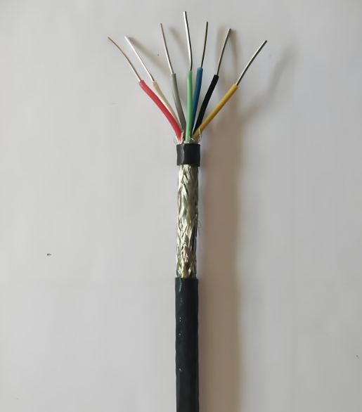 對于控制電纜來說在安裝布線時(shí)究竟需要注意哪些方面的問題.jpg 對于控制電纜來說在安裝布線時(shí)究竟需要注意哪些方面的問題.jpg